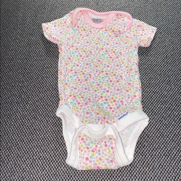 Herbert onesie   - Picture 1 of 3